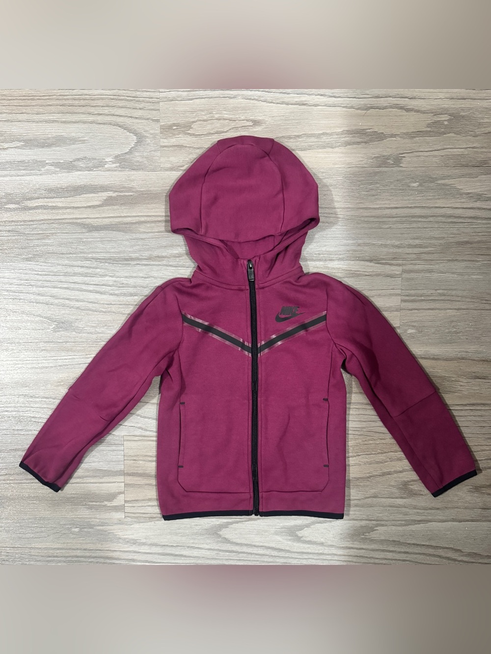 Nike Kids Size 5 Zip Up Hoodie Jacket Burgundy Berry Sporty Streetwear